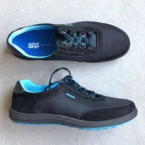 SAS Women’s Walking Sneaker